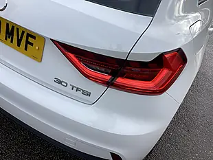 Used 2020 Audi A1 Technik White - Interior and Exterior details 11