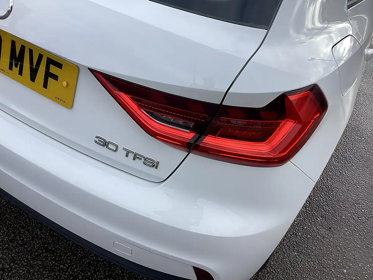 Used 2020 Audi A1 Technik White - Interior and Exterior details 11