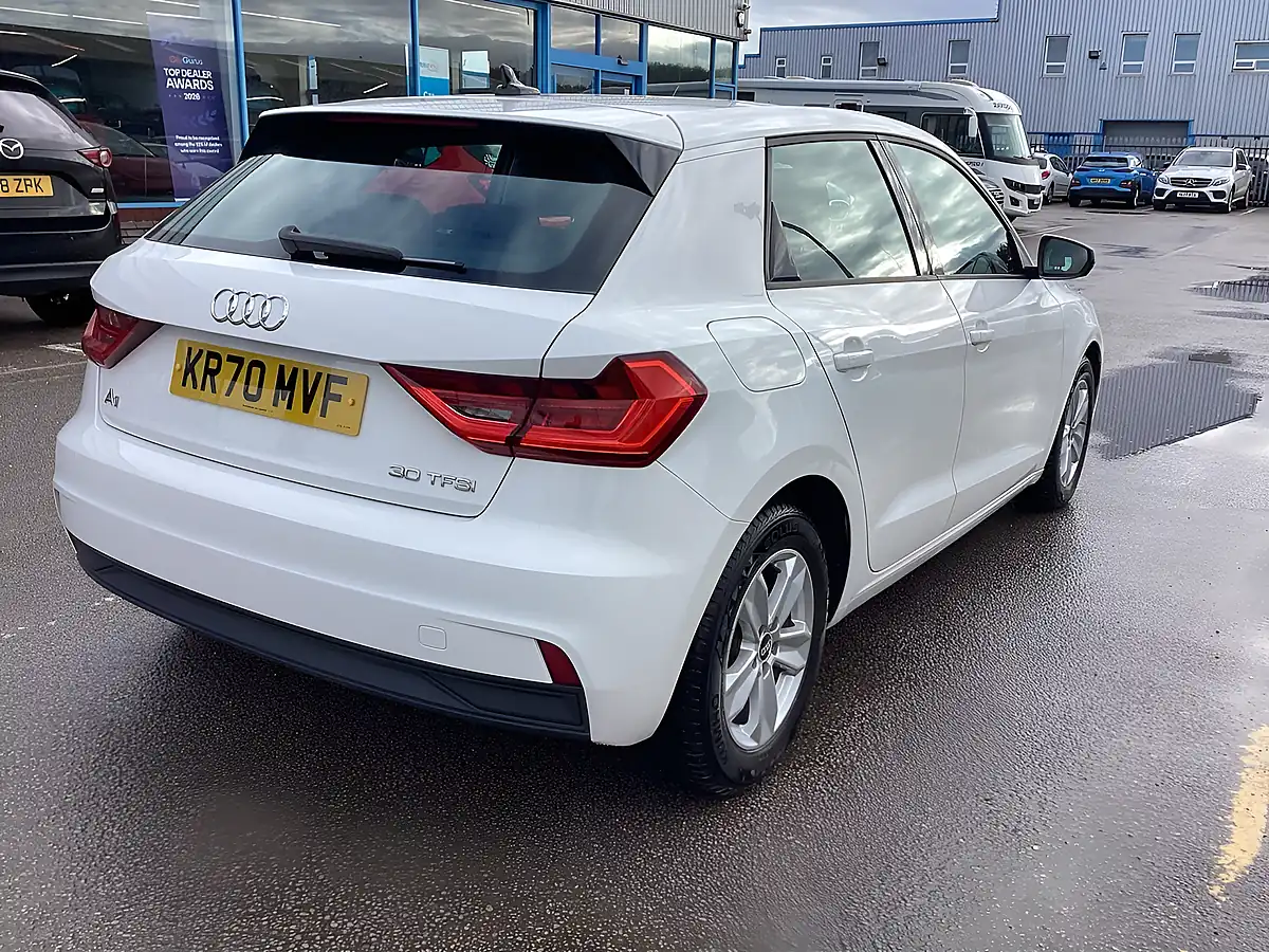 Used 2020 Audi A1 Technik White - Interior and Exterior details 9