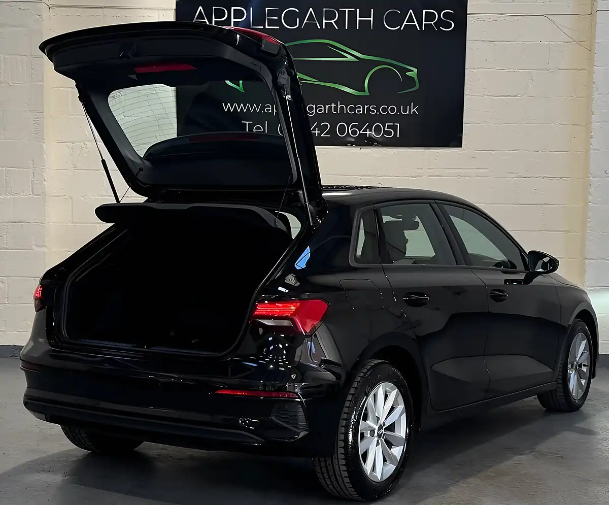 Used 2020 Audi A3 30 Technik Black - Interior and Exterior details 4