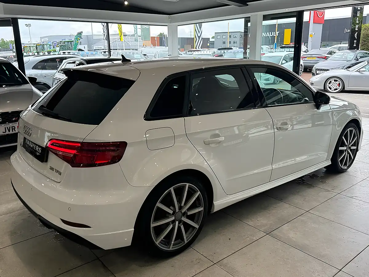Used 2020 Audi A3 Black Edition White - Interior and Exterior details 20