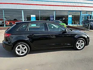Used 2020 Audi A3 Se Technik Black - Interior and Exterior details 14