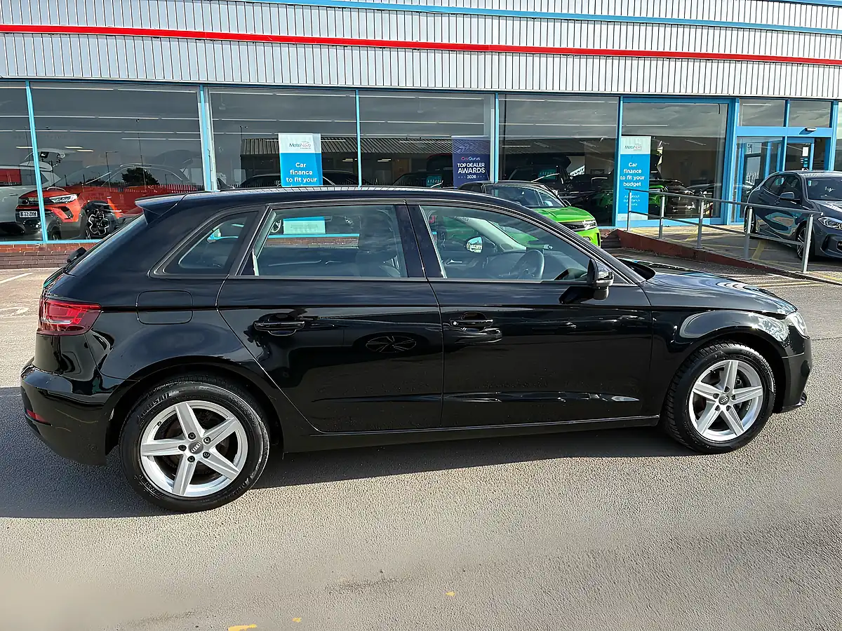 Used 2020 Audi A3 Se Technik Black - Interior and Exterior details 14
