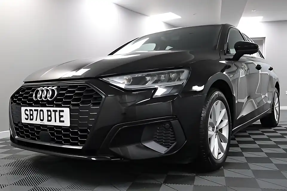 Used 2020 Audi A3 Technik Brilliant Black - Interior and Exterior details 15