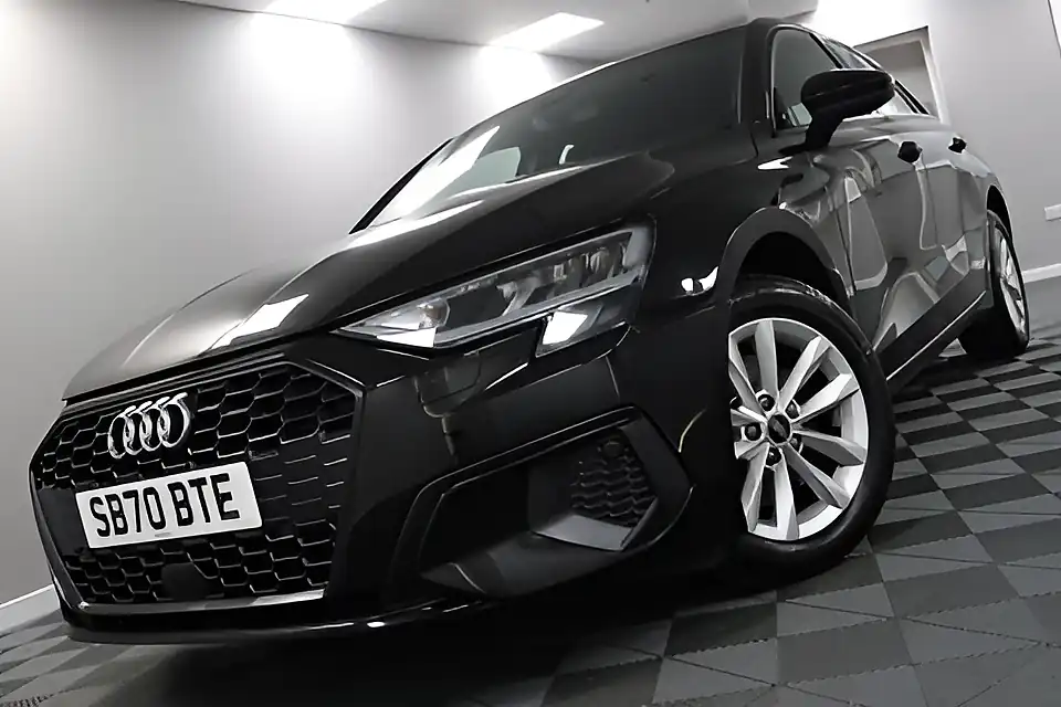 Used 2020 Audi A3 Technik Brilliant Black - Interior and Exterior details 17