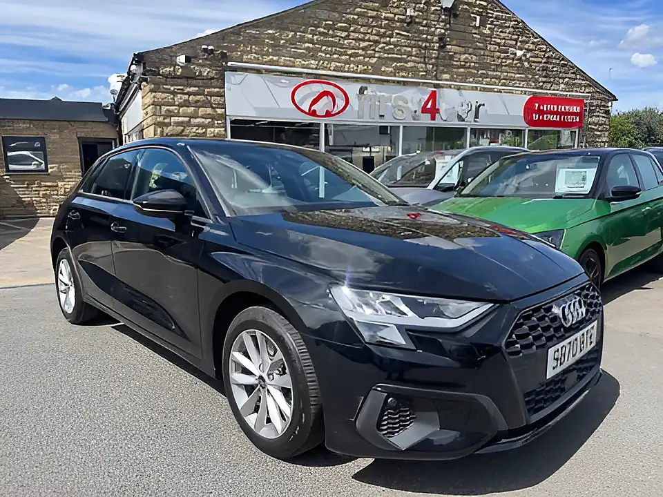 Used 2020 Audi A3 Technik Brilliant Black - Interior and Exterior details 3