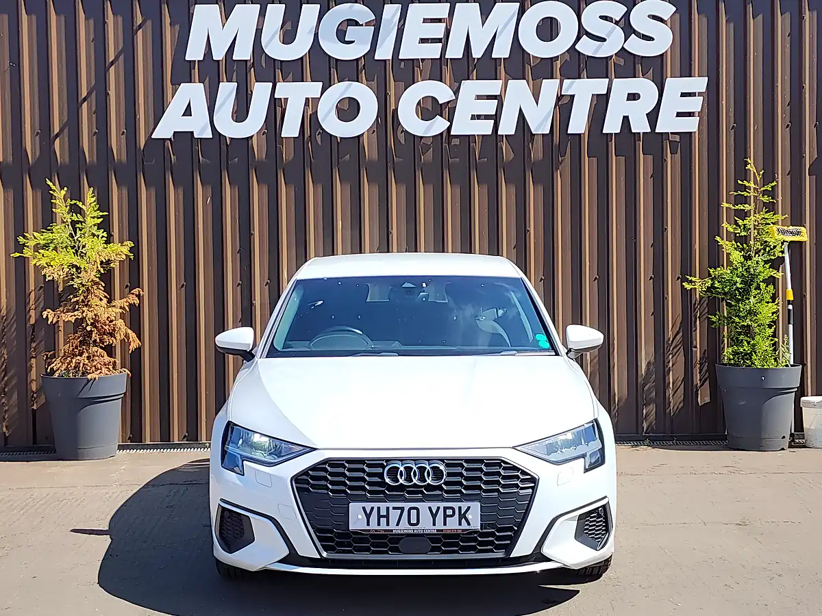 Used 2020 Audi A3 Technik White - Interior and Exterior details 3