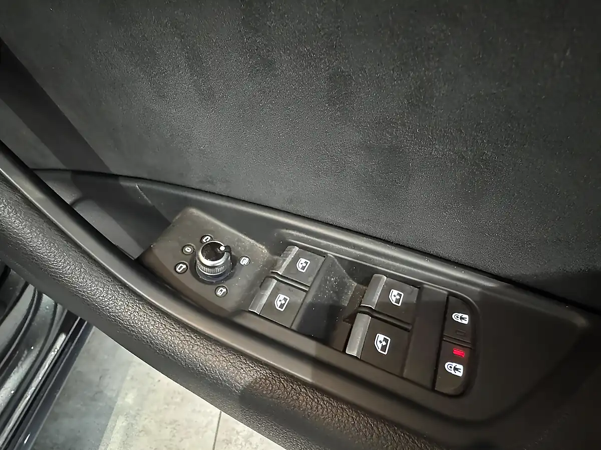 Used 2020 Audi A4 Avant Black Edition Daytona Grey - Interior and Exterior details 13