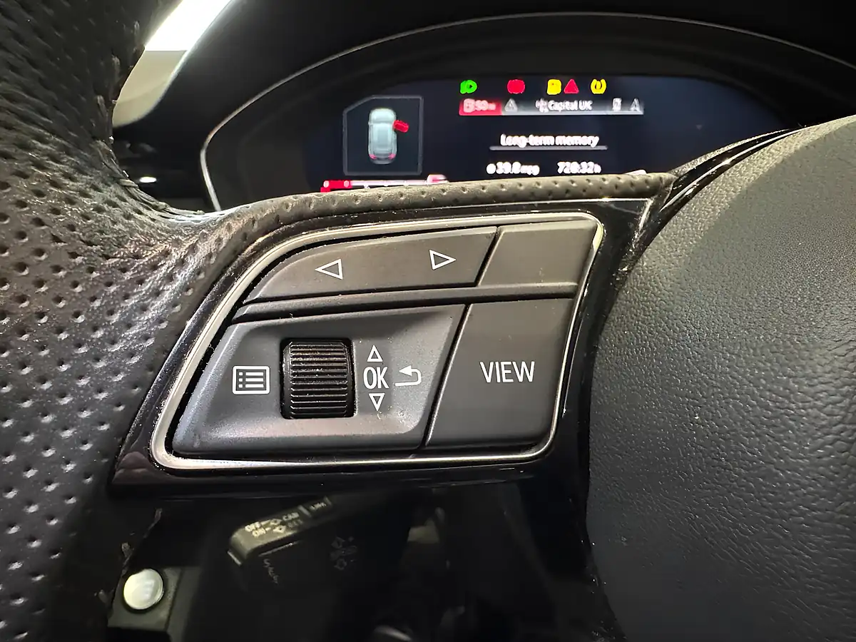 Used 2020 Audi A4 Avant Black Edition Daytona Grey - Interior and Exterior details 18