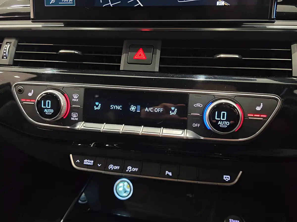 Used 2020 Audi A4 Avant Black Edition White - Interior and Exterior details 11