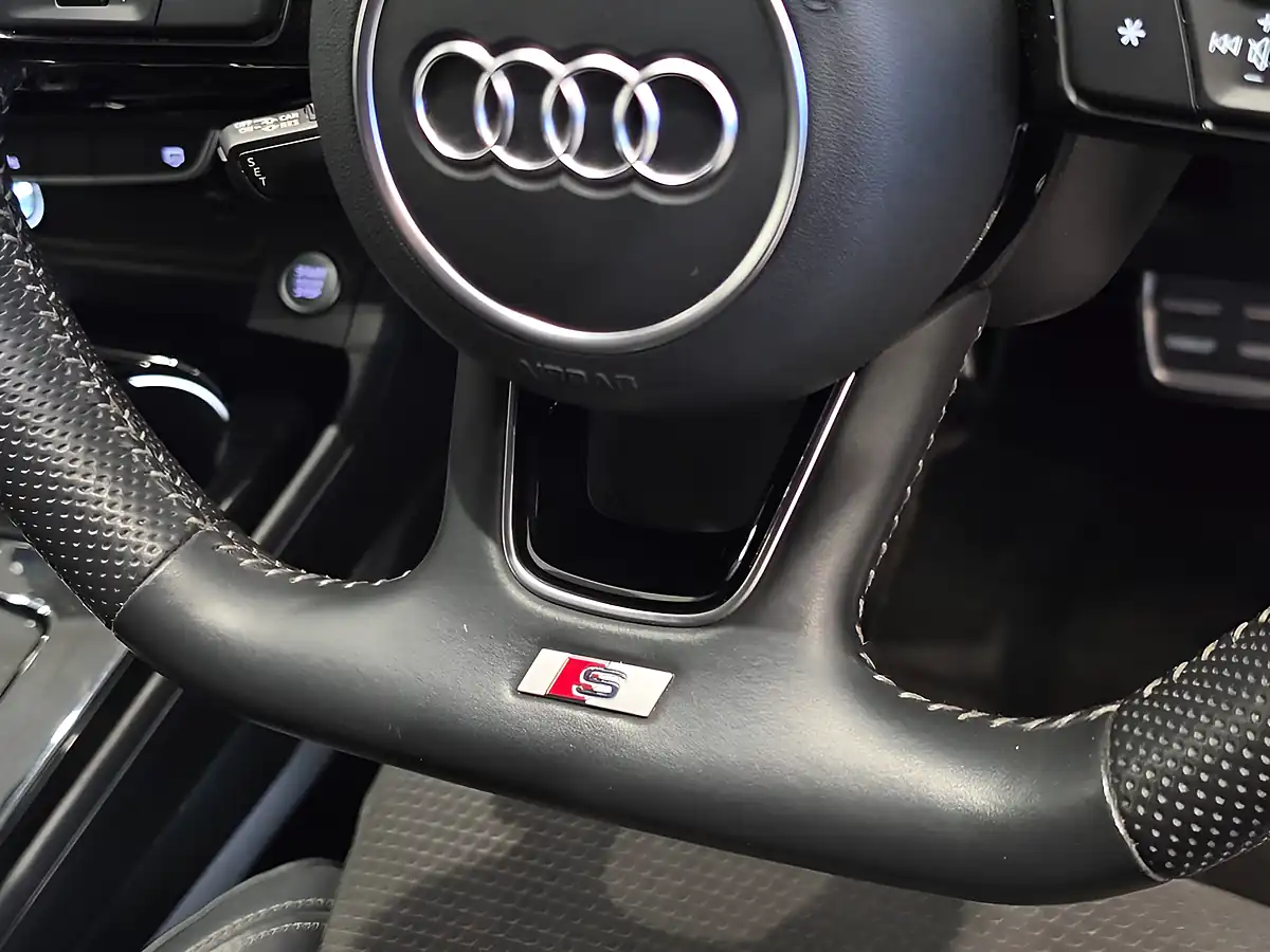Used 2020 Audi A4 Avant Black Edition White - Interior and Exterior details 19