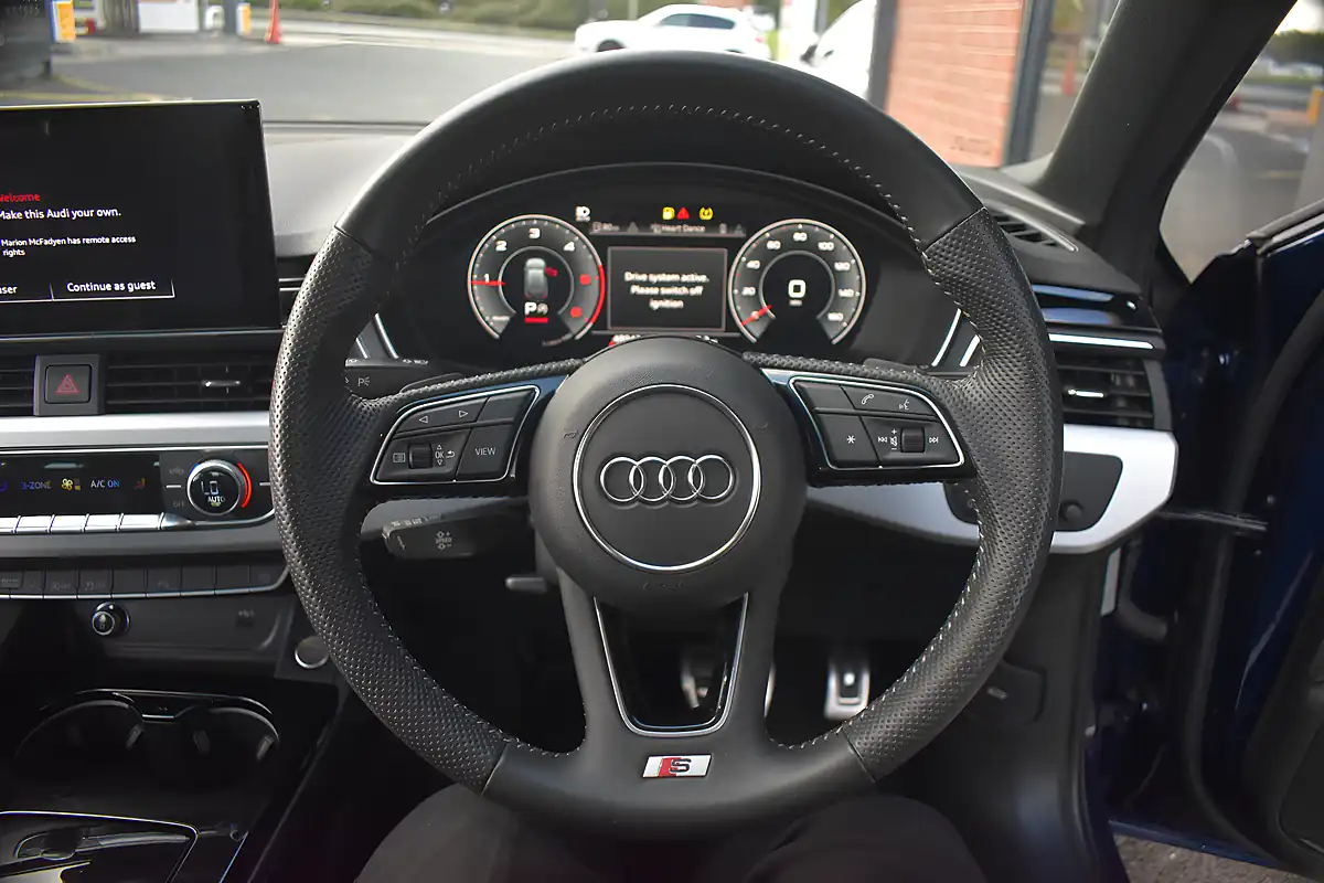 Used 2020 Audi A4 Avant S Line Navarra Blue - Interior and Exterior details 12