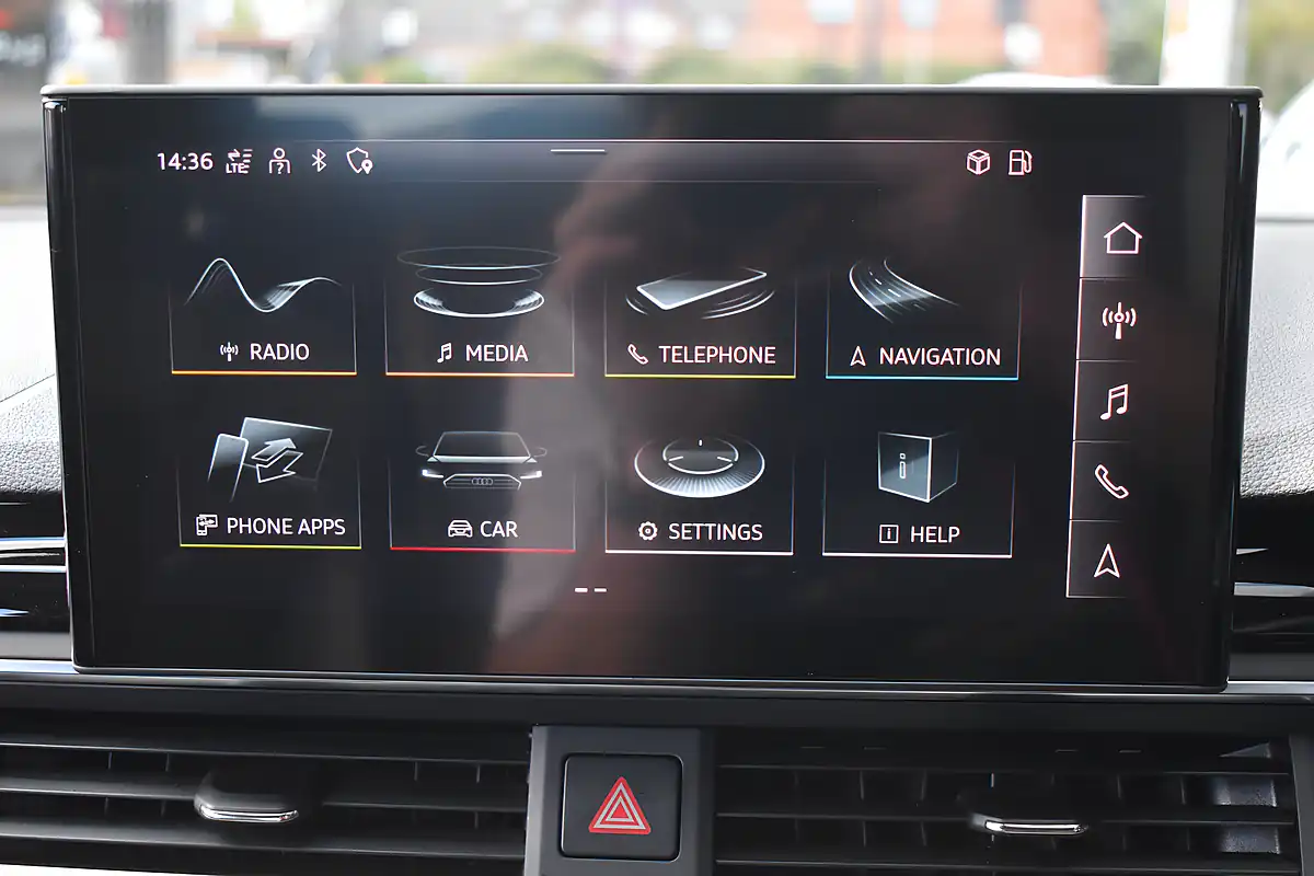 Used 2020 Audi A4 Avant S Line Navarra Blue - Interior and Exterior details 15