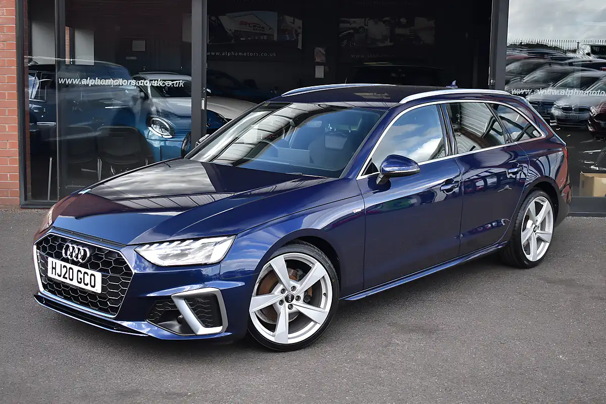 Used 2020 Audi A4 Avant S Line Navarra Blue - Interior and Exterior details 4