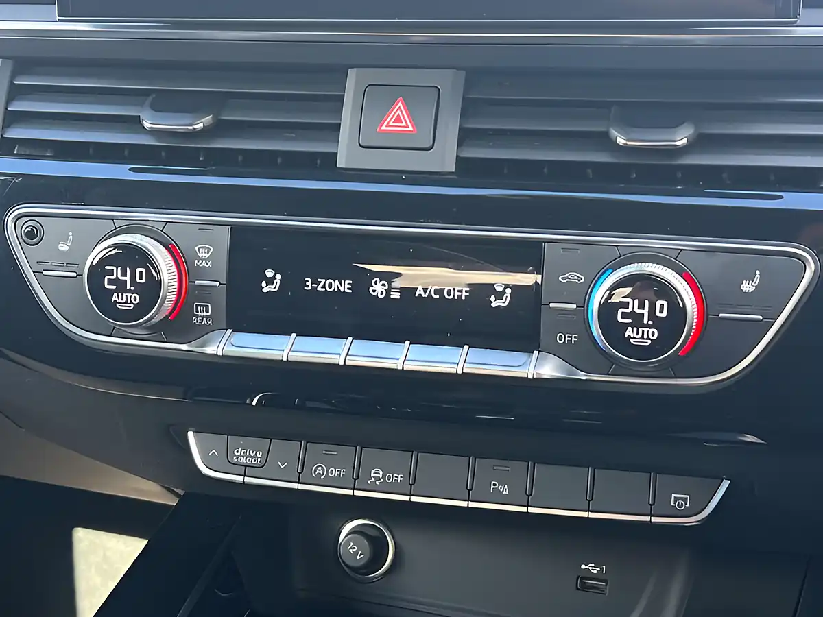 Used 2020 Audi A4 Black Edition Ibis White - Interior and Exterior details 15