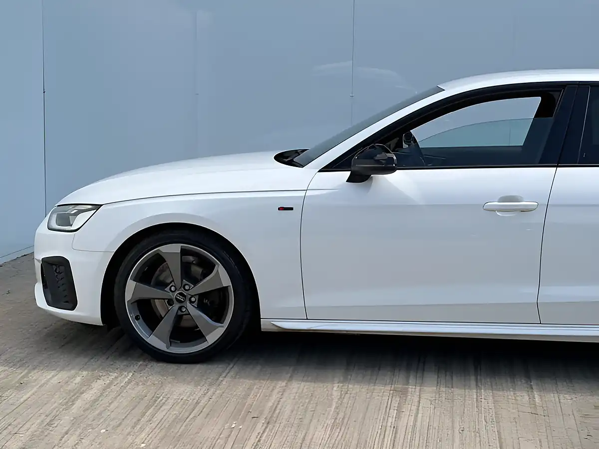 Used 2020 Audi A4 Black Edition Ibis White - Interior and Exterior details 17