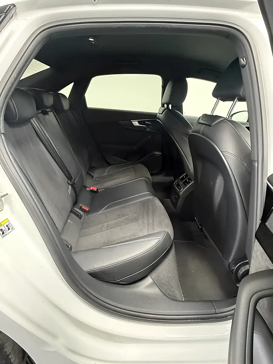 Used 2020 Audi A4 Black Edition White - Interior and Exterior details 9