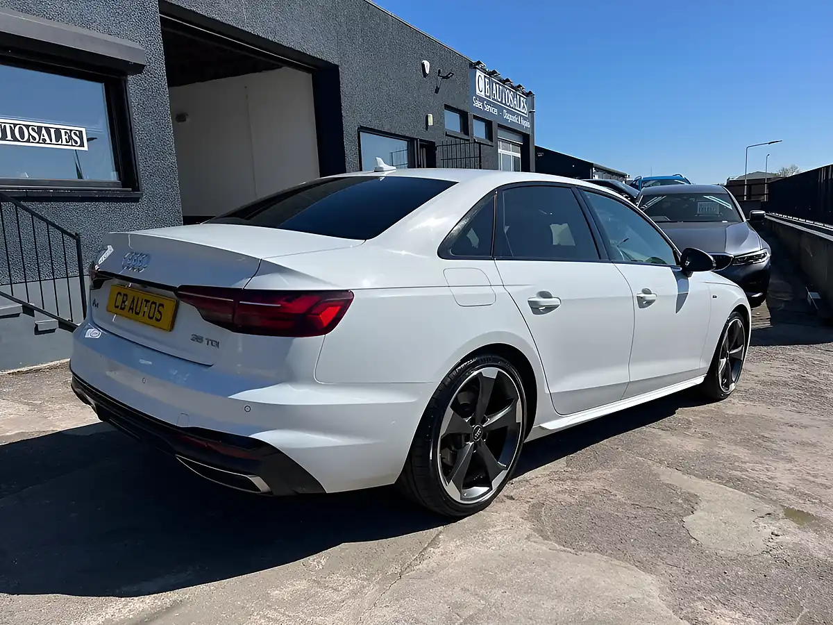 Used 2020 Audi A4 Black Edition White - Interior and Exterior details 4