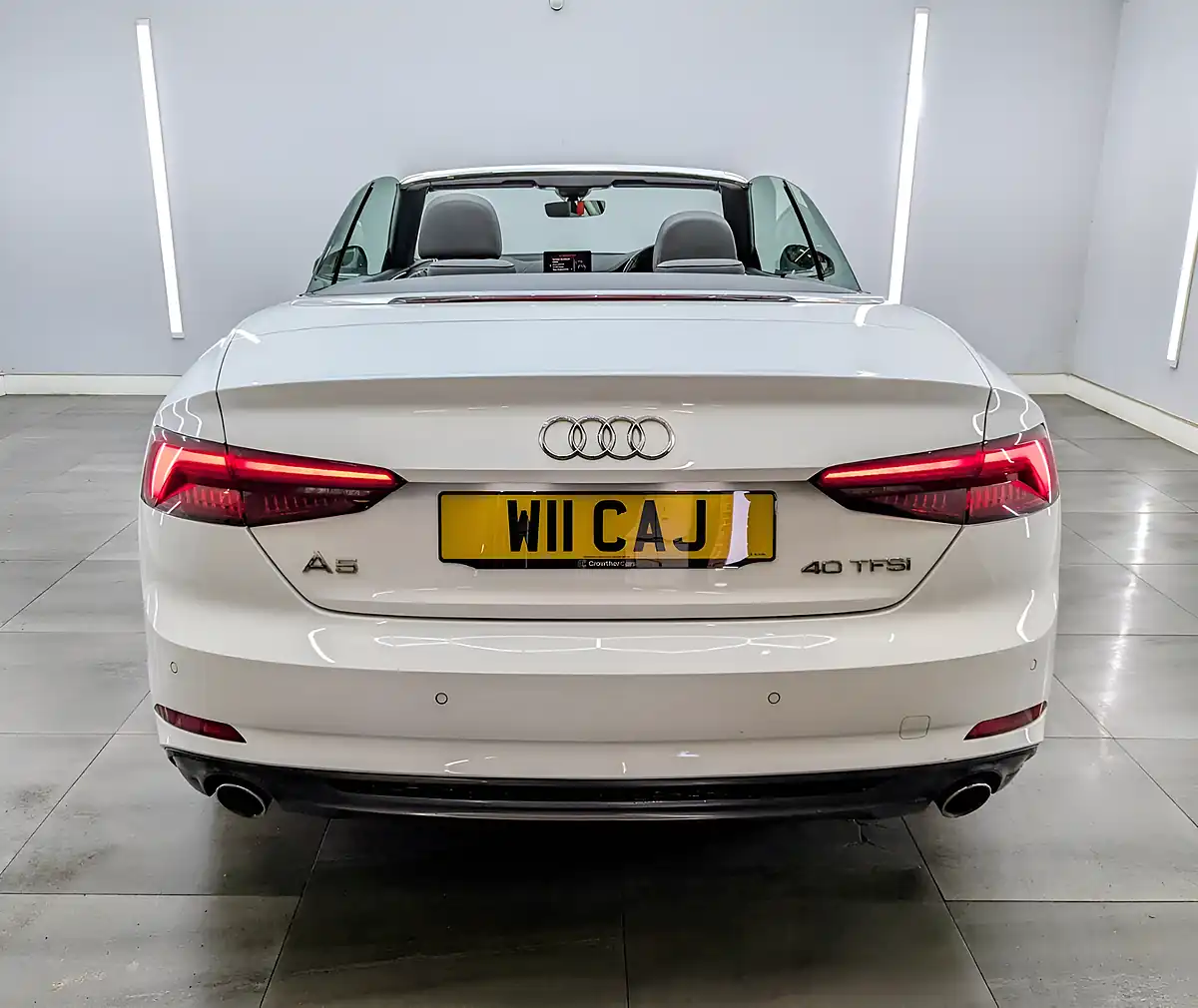 Used 2020 Audi A5 Cabriolet S Line White - Interior and Exterior details 11