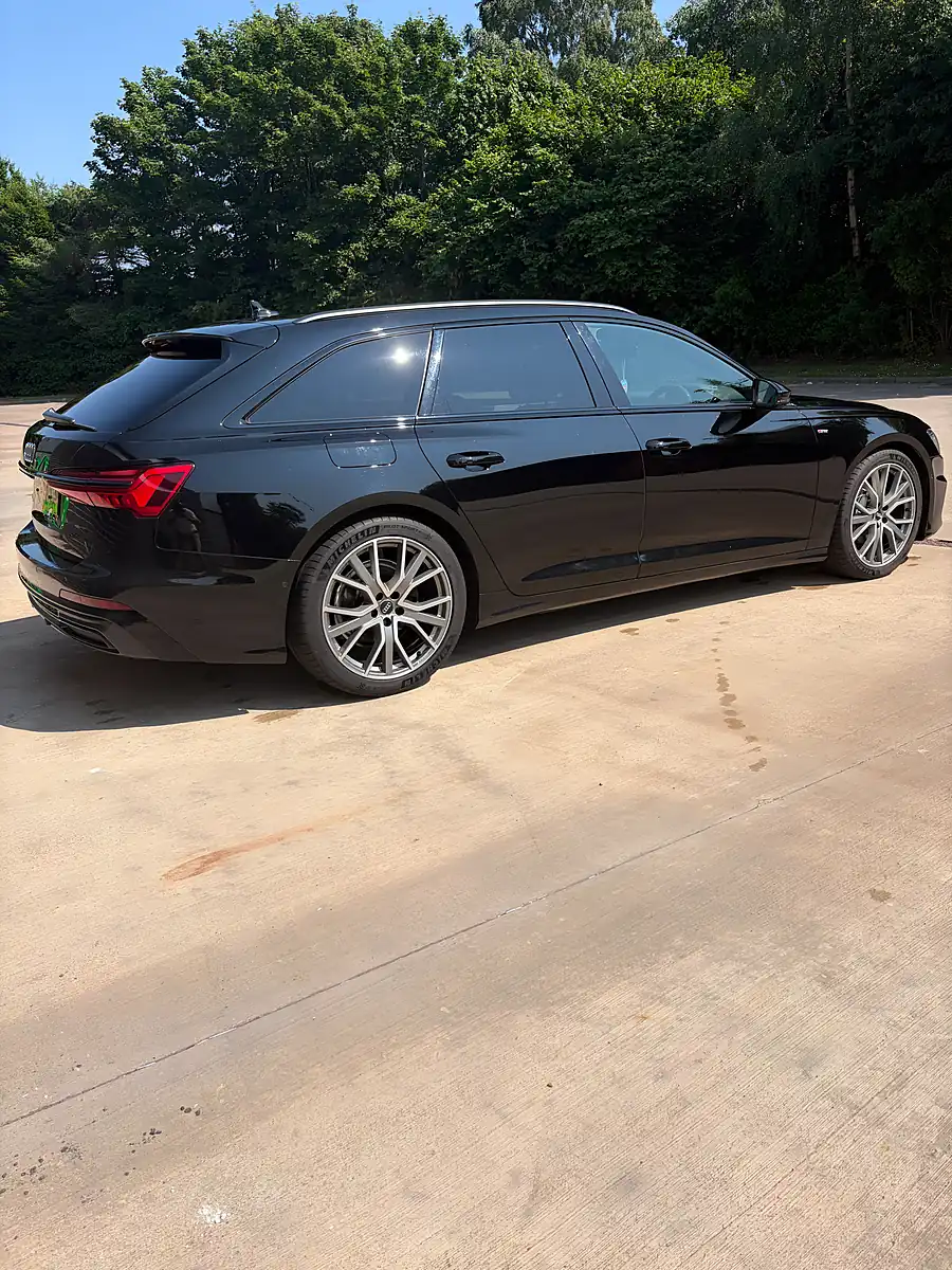 Used 2020 Audi A6 Avant Black Edition Black - Interior and Exterior details 4