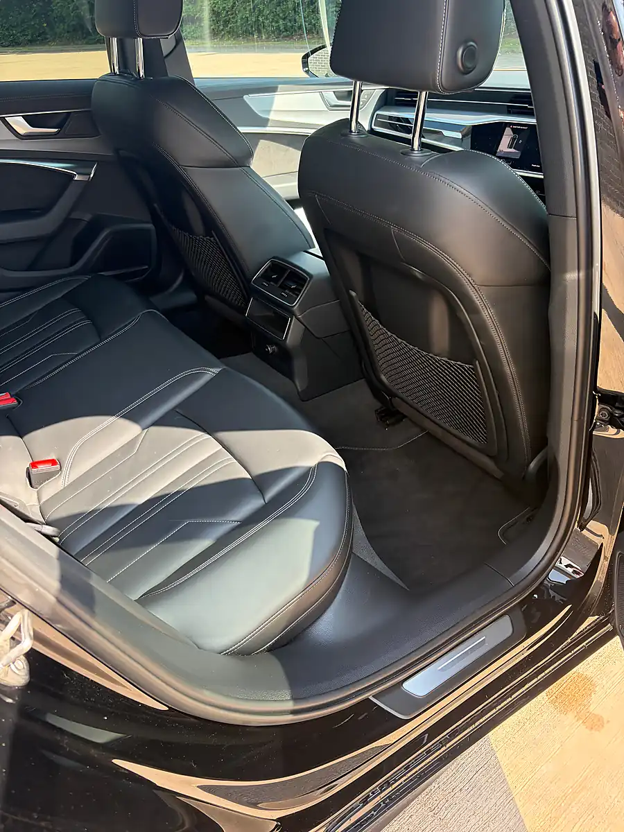 Used 2020 Audi A6 Avant Black Edition Black - Interior and Exterior details 7