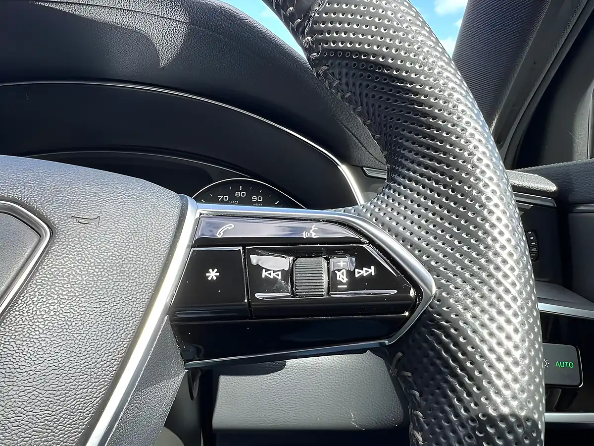 Used 2020 Audi A6 Avant S Line Black - Interior and Exterior details 20