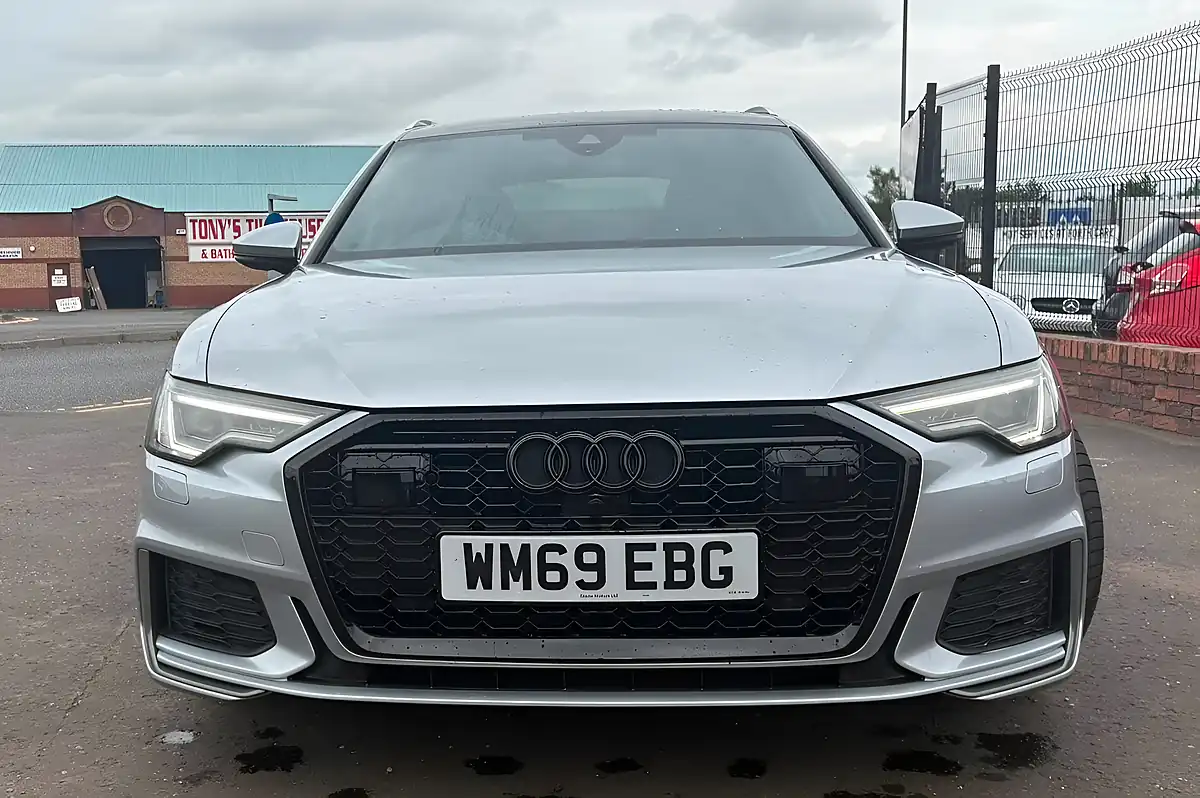Used 2020 Audi A6 Avant S Line Silver - Interior and Exterior details 6