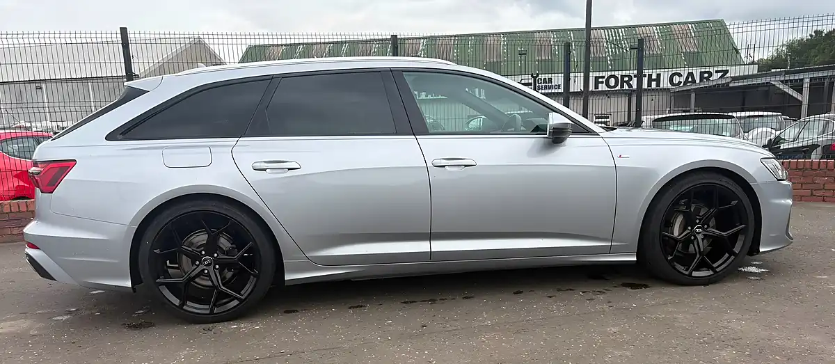Used 2020 Audi A6 Avant S Line Silver - Interior and Exterior details 9