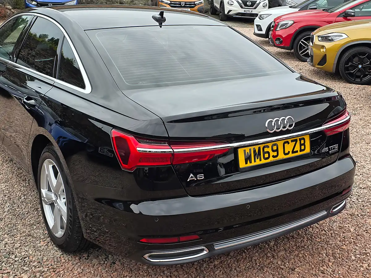 Used 2020 Audi A6 Saloon Sport Black - Interior and Exterior details 17