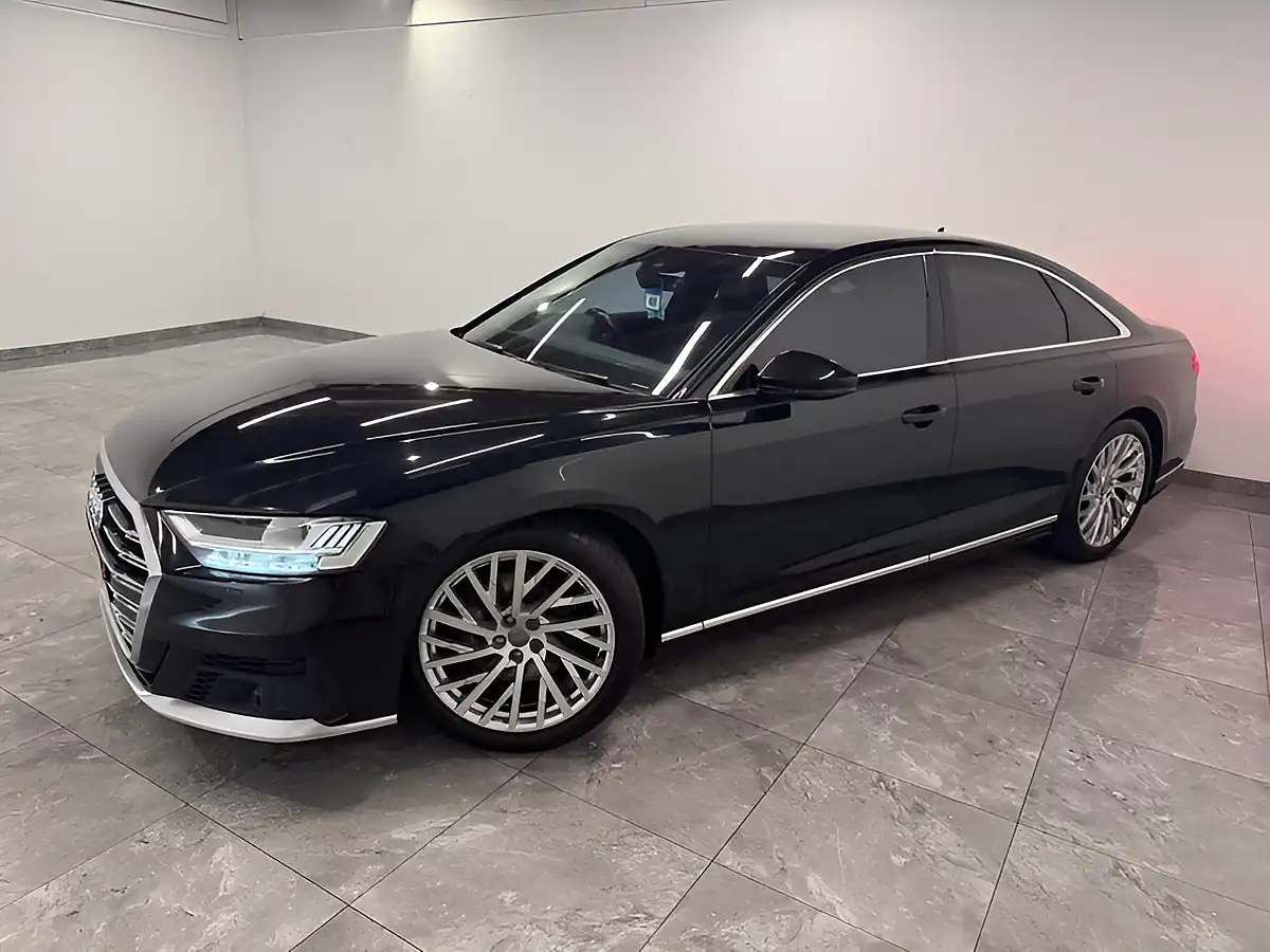 Used 2020 Audi A8 S Line Black - Interior and Exterior details 4