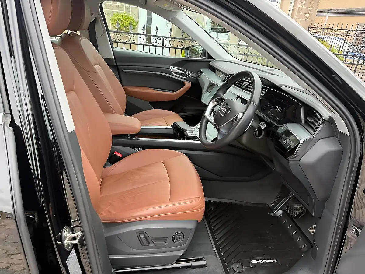 Used 2020 Audi E-Tron 55 SUV Mythos Black - Interior and Exterior details 2