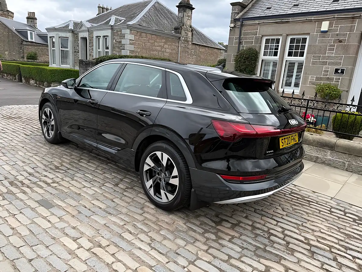 Used 2020 Audi E-Tron 55 SUV Mythos Black - Interior and Exterior details 4