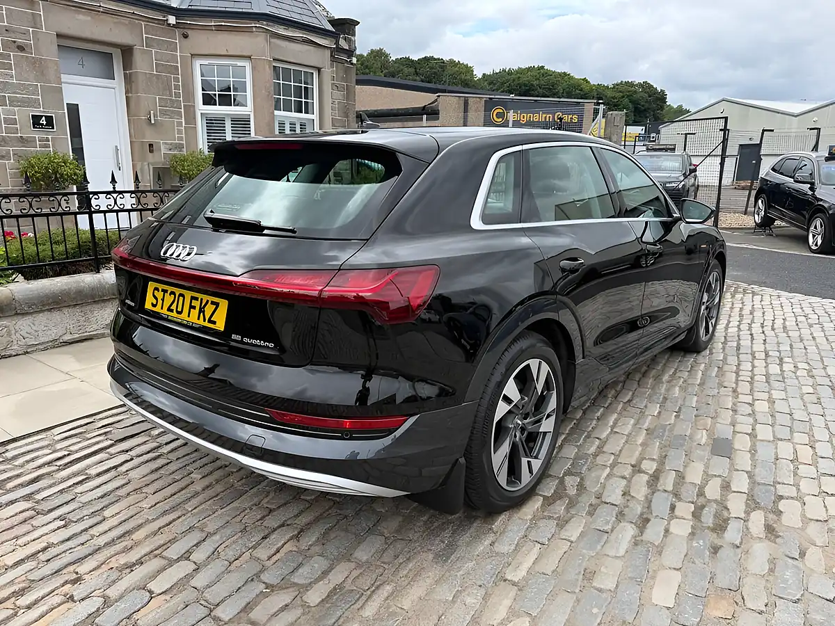 Used 2020 Audi E-Tron 55 SUV Mythos Black - Interior and Exterior details 6