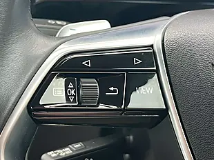 Used 2020 Audi E-Tron Sport Brilliant Black - Interior and Exterior details 15