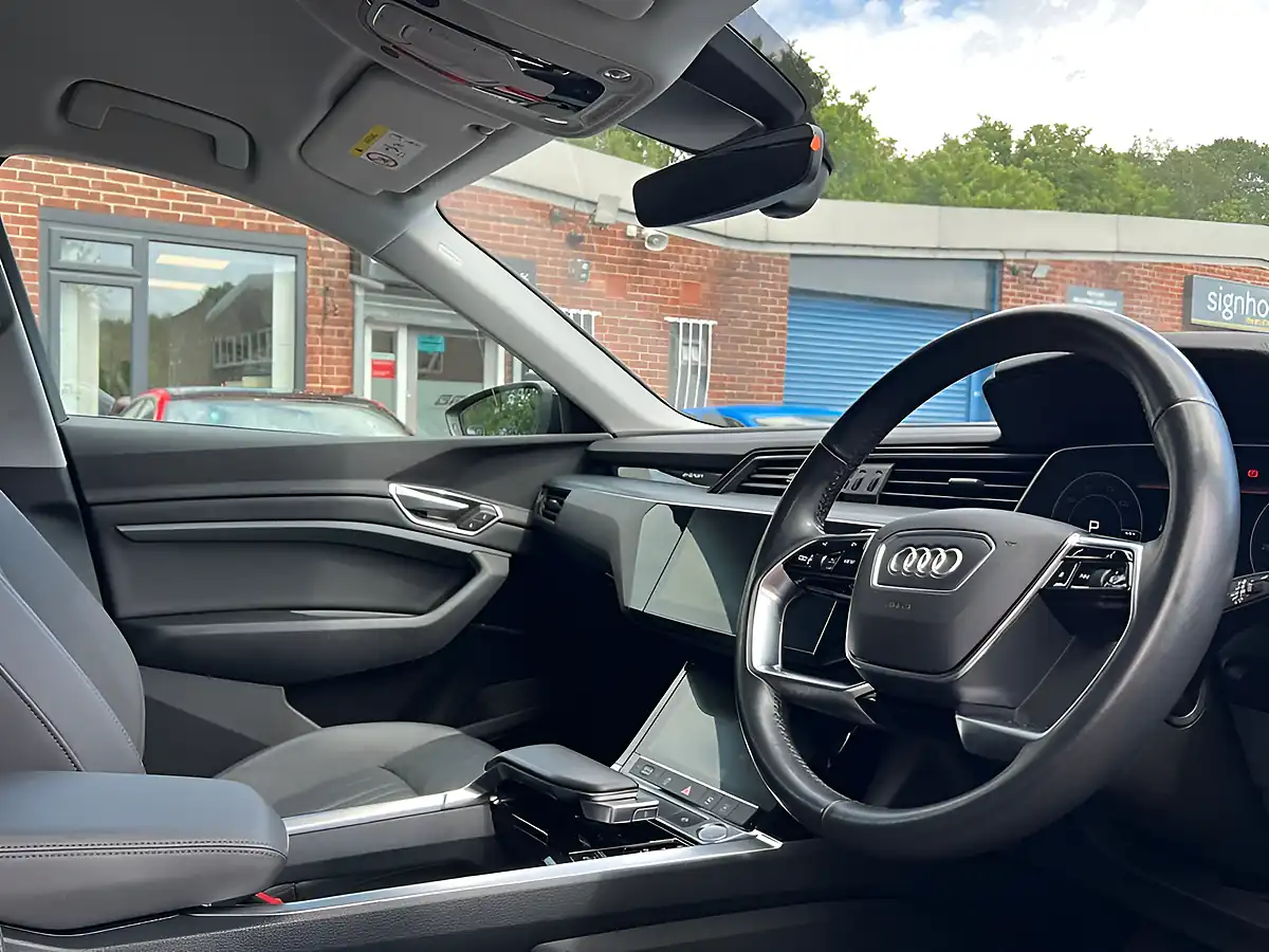 Used 2020 Audi E-Tron Technik Black - Interior and Exterior details 10