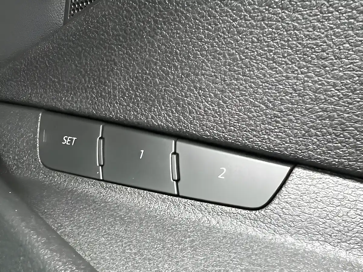 Used 2020 Audi E-Tron Technik Black - Interior and Exterior details 19