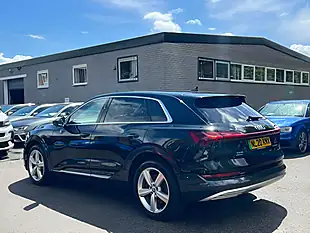 Used 2020 Audi E-Tron Technik Black - Interior and Exterior details 4
