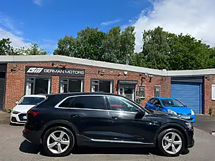 Used 2020 Audi E-Tron Technik Black - Interior and Exterior details 5