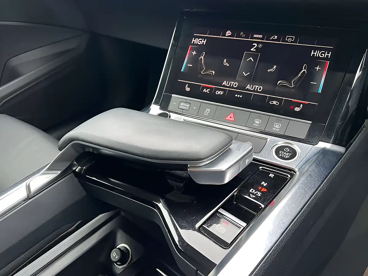 Used 2020 Audi E-Tron Technik Glacier White - Interior and Exterior details 19