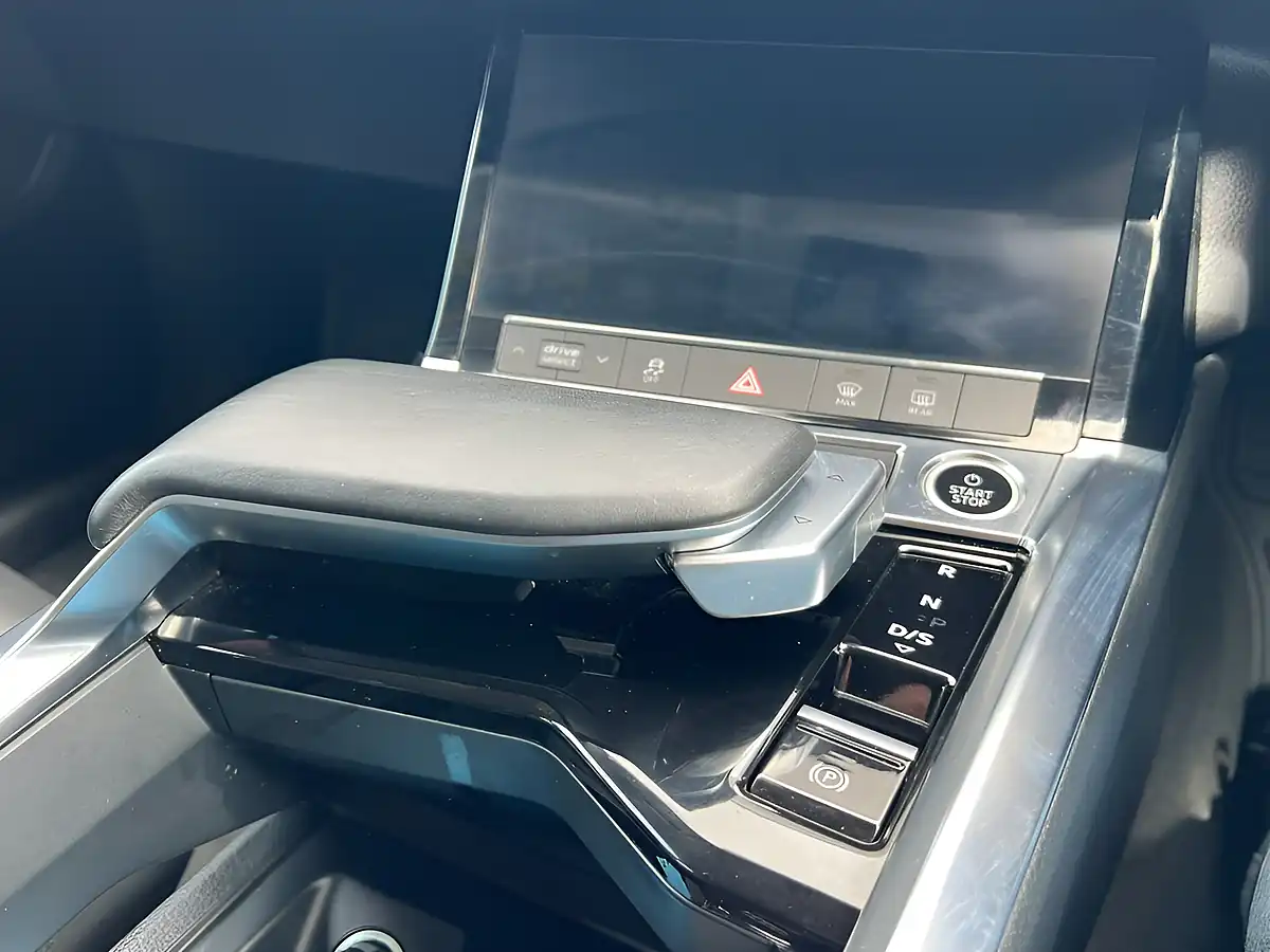 Used 2020 Audi E-Tron Technik Grey - Interior and Exterior details 17
