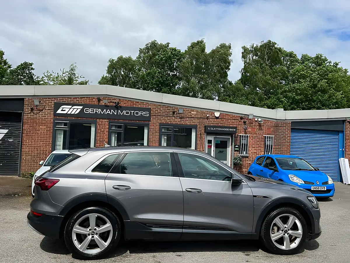 Used 2020 Audi E-Tron Technik Grey - Interior and Exterior details 6
