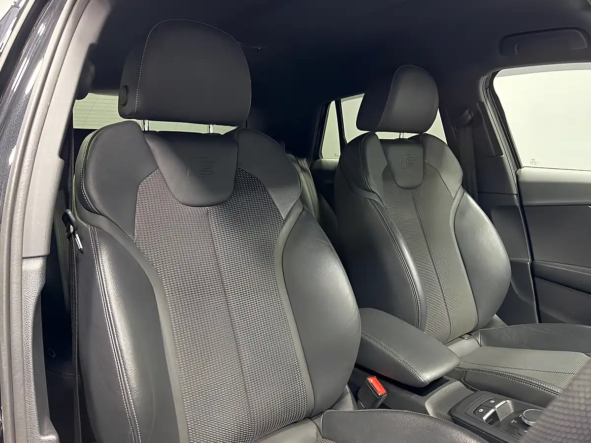 Used 2020 Audi Q2 Black Edition Mythos Black - Interior and Exterior details 13