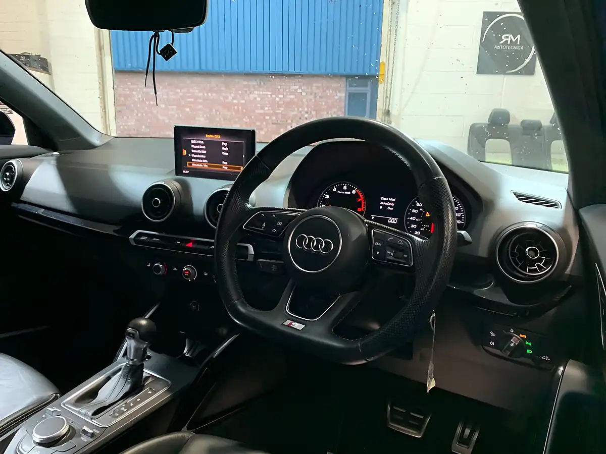 Used 2020 Audi Q2 Black Edition S-Line Blue - Interior and Exterior details 13
