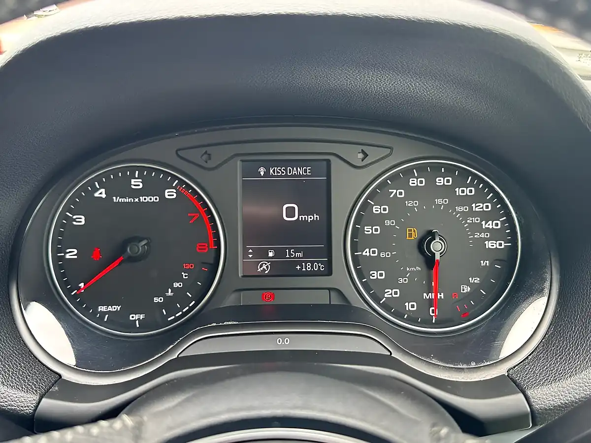 Used 2020 Audi Q2 S Line Ara Blue Crystal Effect - Interior and Exterior details 19