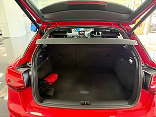 Used 2020 Audi Q2 S Line Red - Interior and Exterior details 10