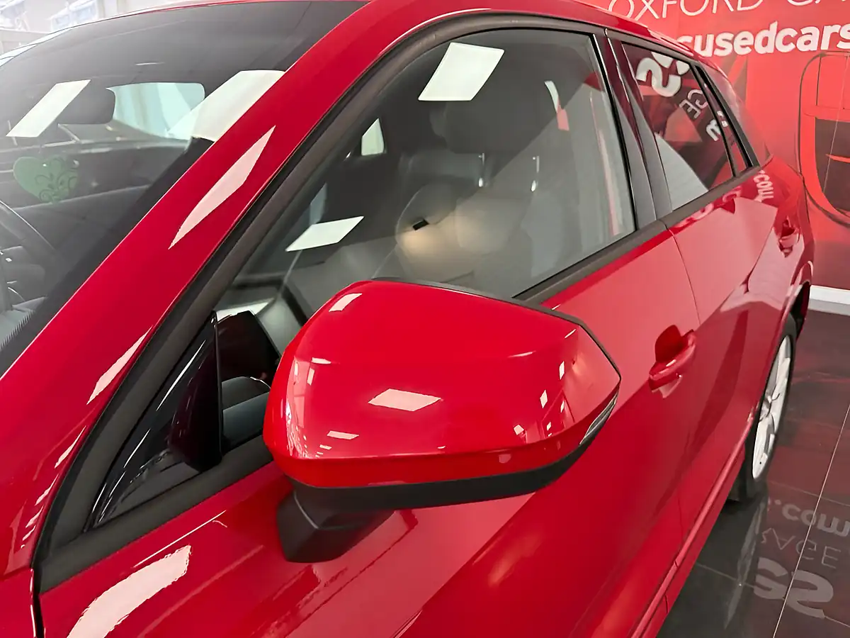 Used 2020 Audi Q2 S Line Red - Interior and Exterior details 16