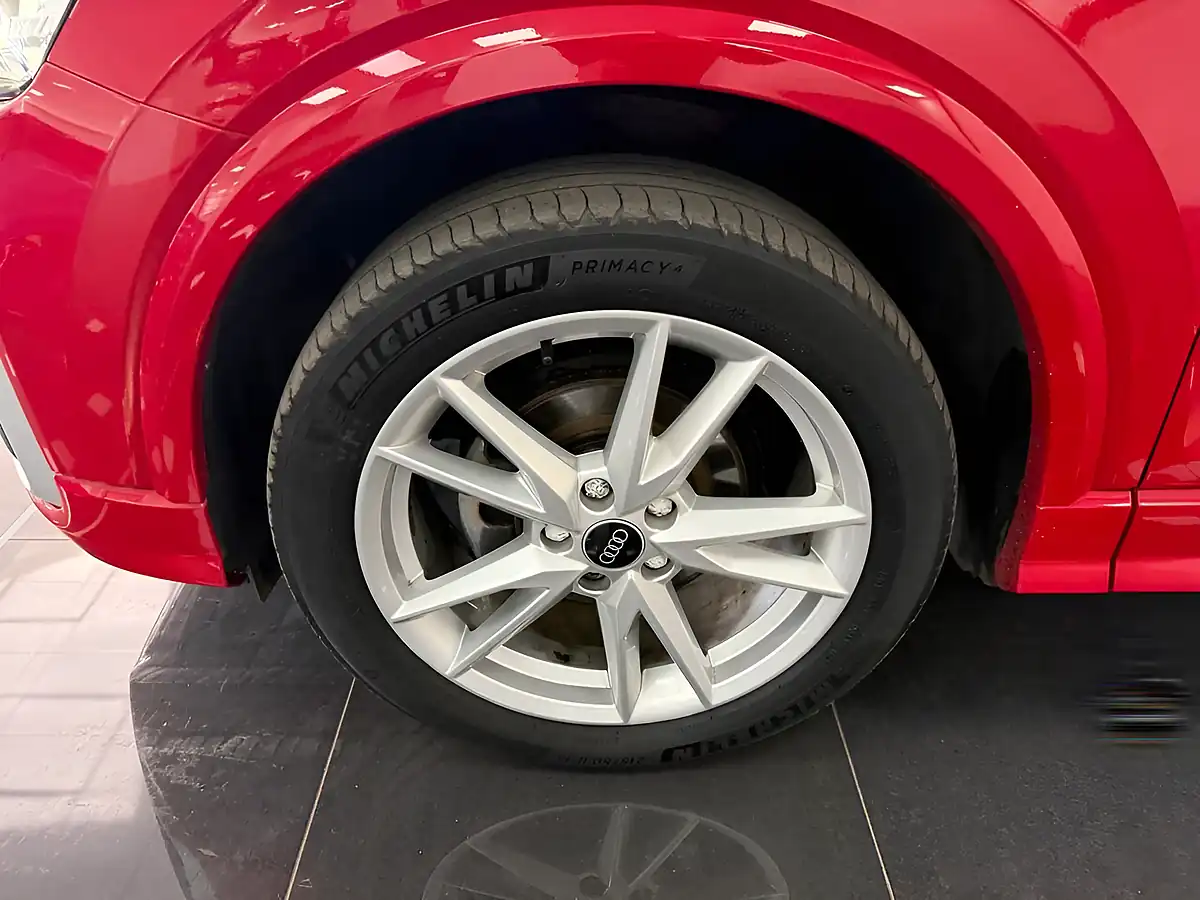 Used 2020 Audi Q2 S Line Red - Interior and Exterior details 17