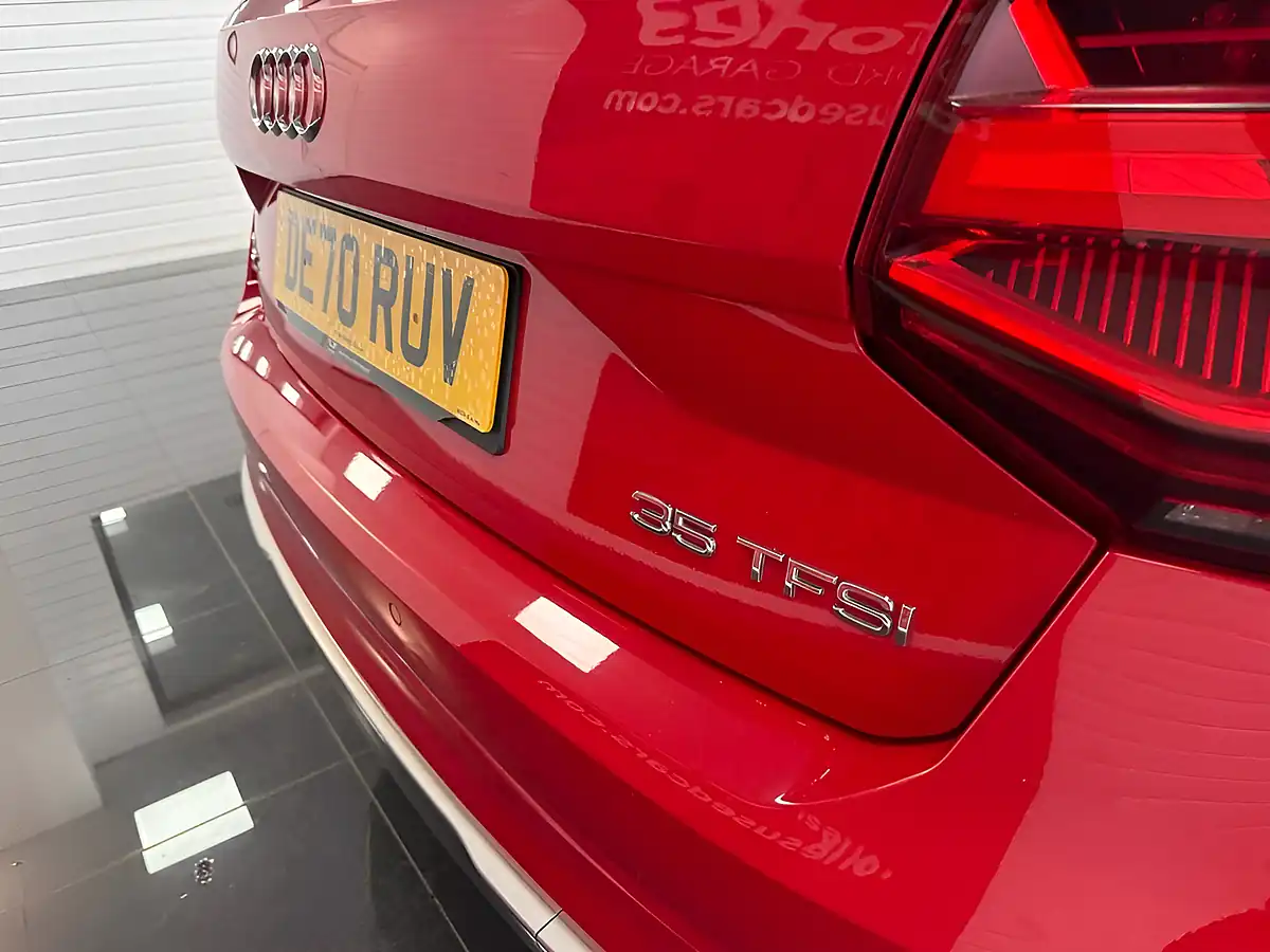 Used 2020 Audi Q2 S Line Red - Interior and Exterior details 8