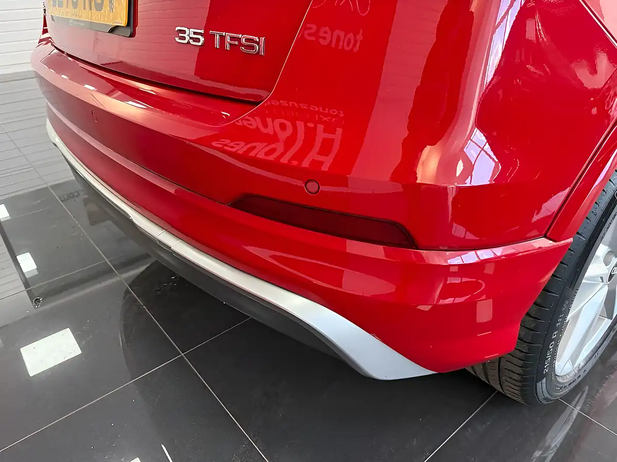 Used 2020 Audi Q2 S Line Red - Interior and Exterior details 9