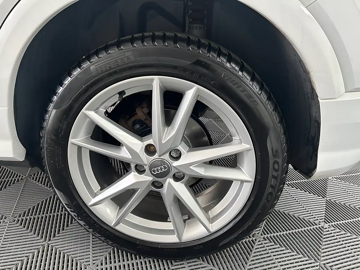 Used 2020 Audi Q2 S Line White - Interior and Exterior details 10